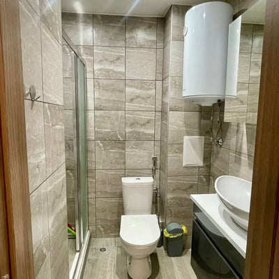 Alquiler de un amplio apartamento de 3 habitaciones, barrio Briz, Varna, Bulgaria